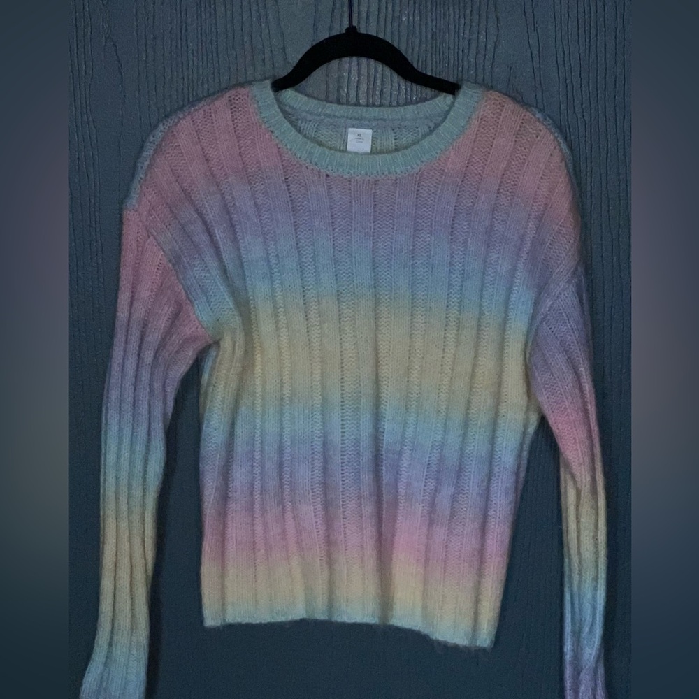 Evsie- Rainbow Sweater